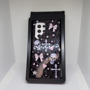 Velvet Caviar Pretty Punk Skulls Samsung Galaxy S22Ultra Case Pink Gothic Design